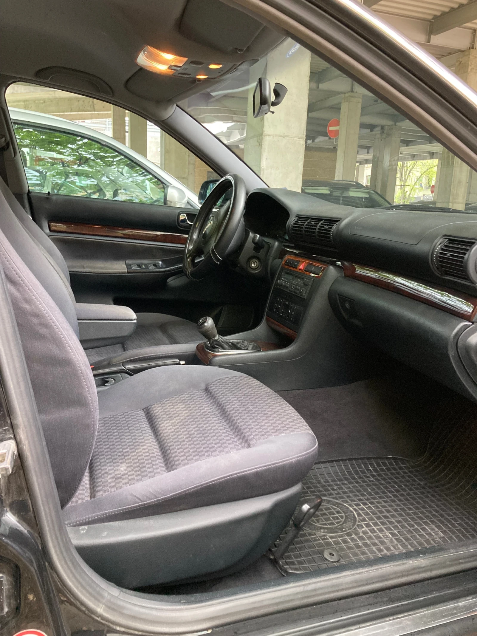 Audi A4 1.9 AJM, снимка 7 - Автомобили и джипове - 54693180