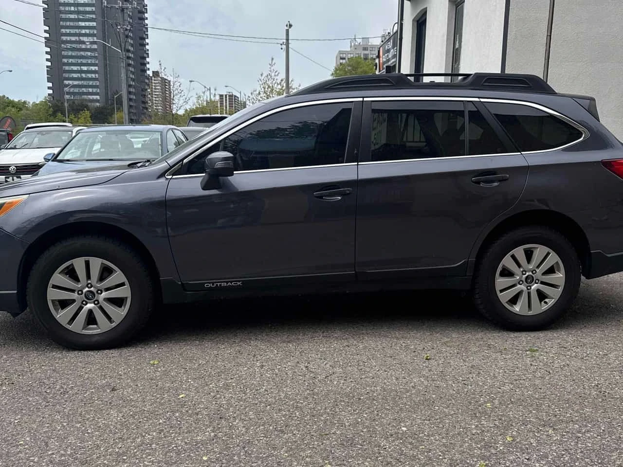 Subaru Outback CVT 3.6R * ПОДГРЕВИ * ПАНО * KEYLESS * АВТОКРЕДИТ, снимка 2 - Автомобили и джипове - 54743456