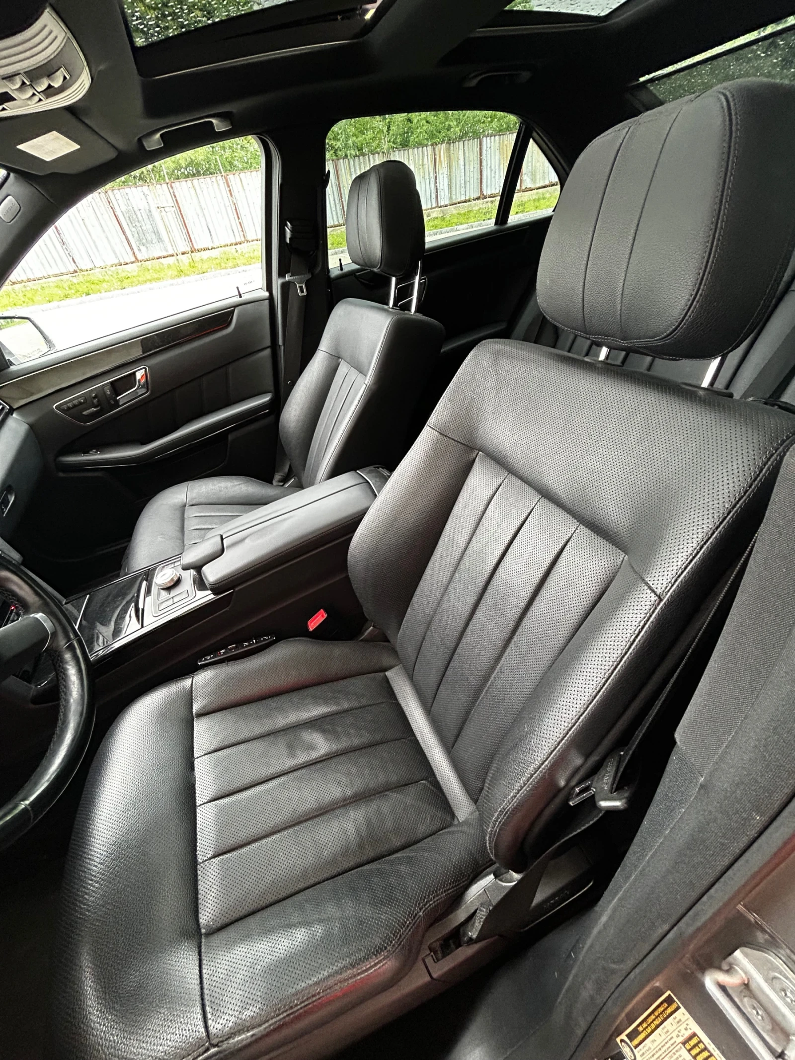 Mercedes-Benz E 500 AMG Pack 4Matic * Full* , снимка 7 - Автомобили и джипове - 54800489