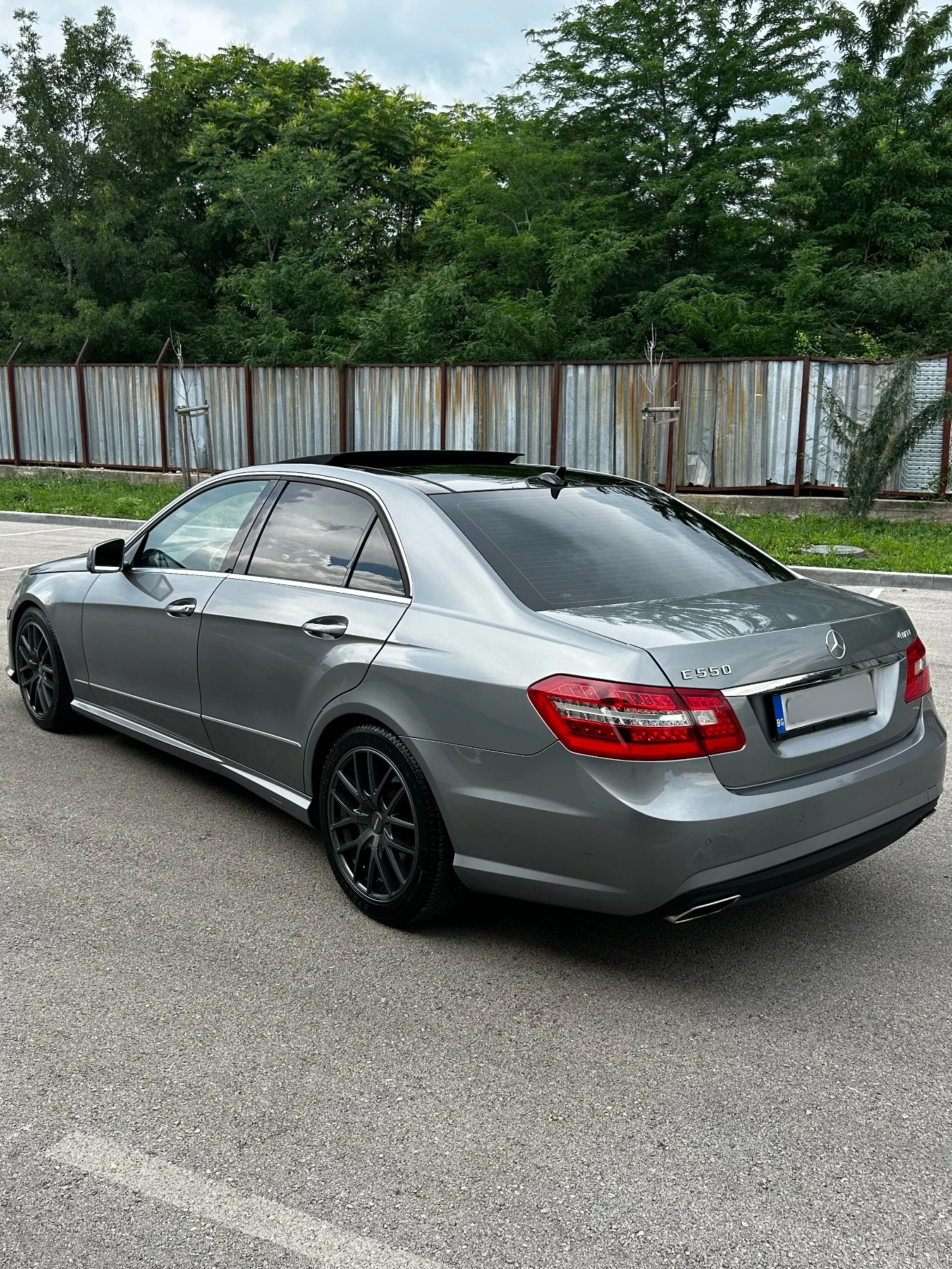 Mercedes-Benz E 500 AMG Pack 4Matic * Full* , снимка 3 - Автомобили и джипове - 54800489