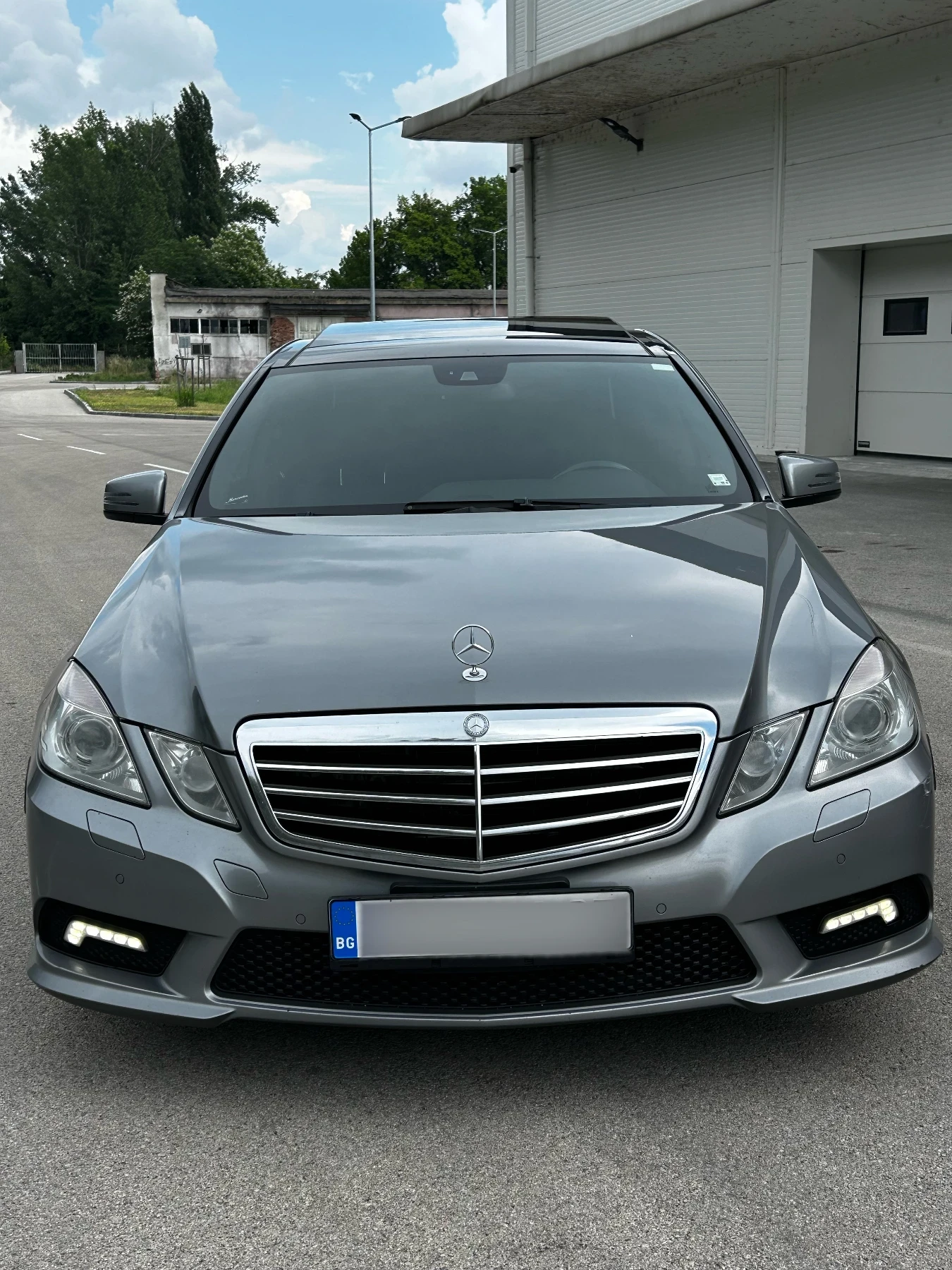Mercedes-Benz E 500 AMG Pack 4Matic * Full* , снимка 5 - Автомобили и джипове - 54800489