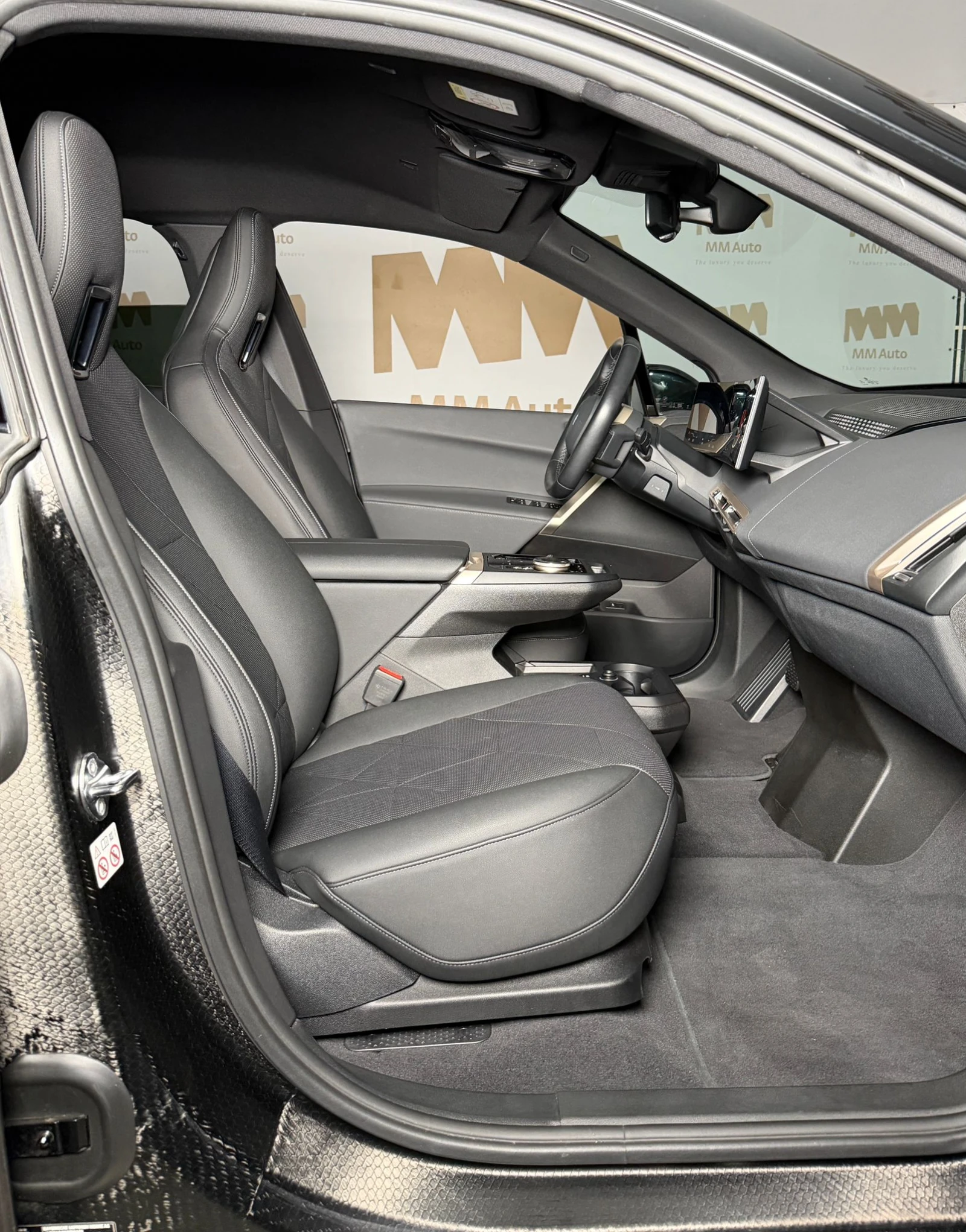 BMW iX 40 xDrive Harman/Kardon, снимка 10 - Автомобили и джипове - 54844287