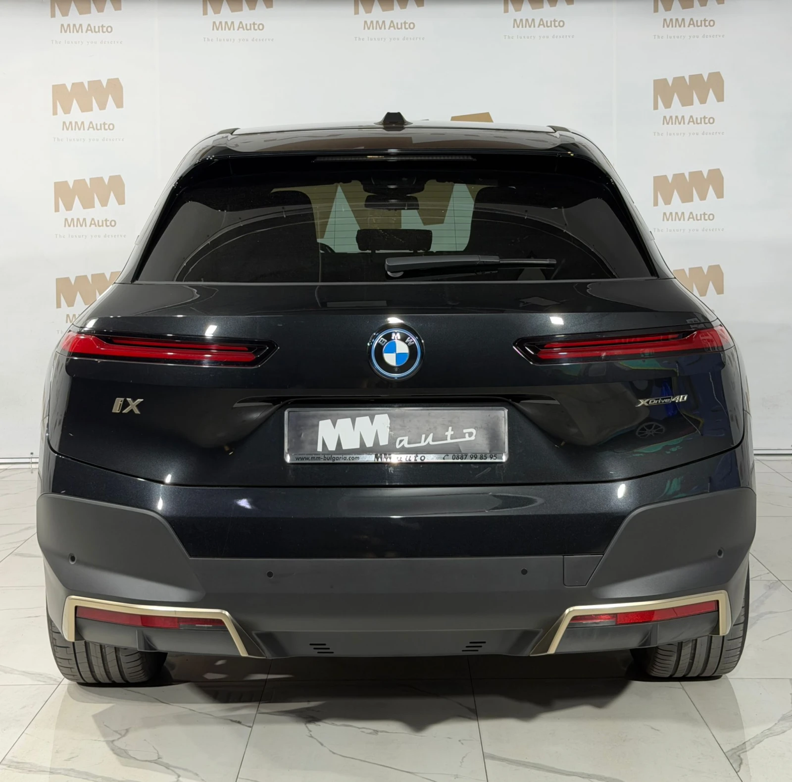 BMW iX 40 xDrive Harman/Kardon, снимка 5 - Автомобили и джипове - 54844287