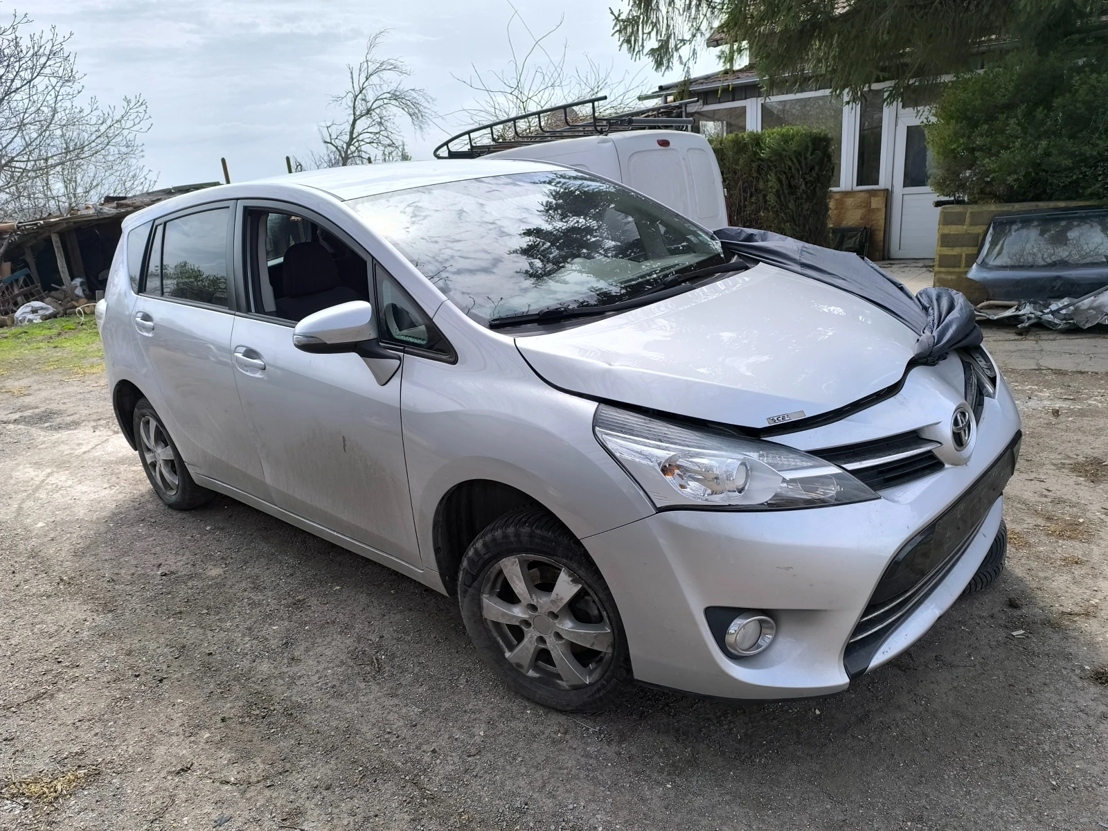 Toyota Corolla verso 1.8  | Mobile.bg � ����������� 4