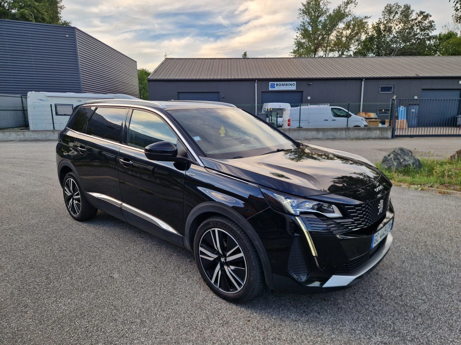 Peugeot 5008 2.0GT BLUEHDI   EAT8 181 | Mobile.bg � ����������� 3