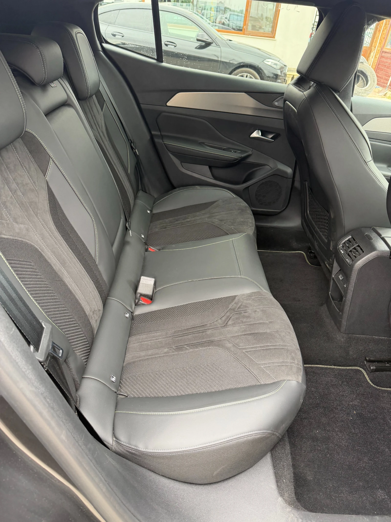 Peugeot 408 GT 1.2PureTech AVTOMAT/KOJA/NAVI/KAMERA EURO 6 , снимка 10 - Автомобили и джипове - 56223467