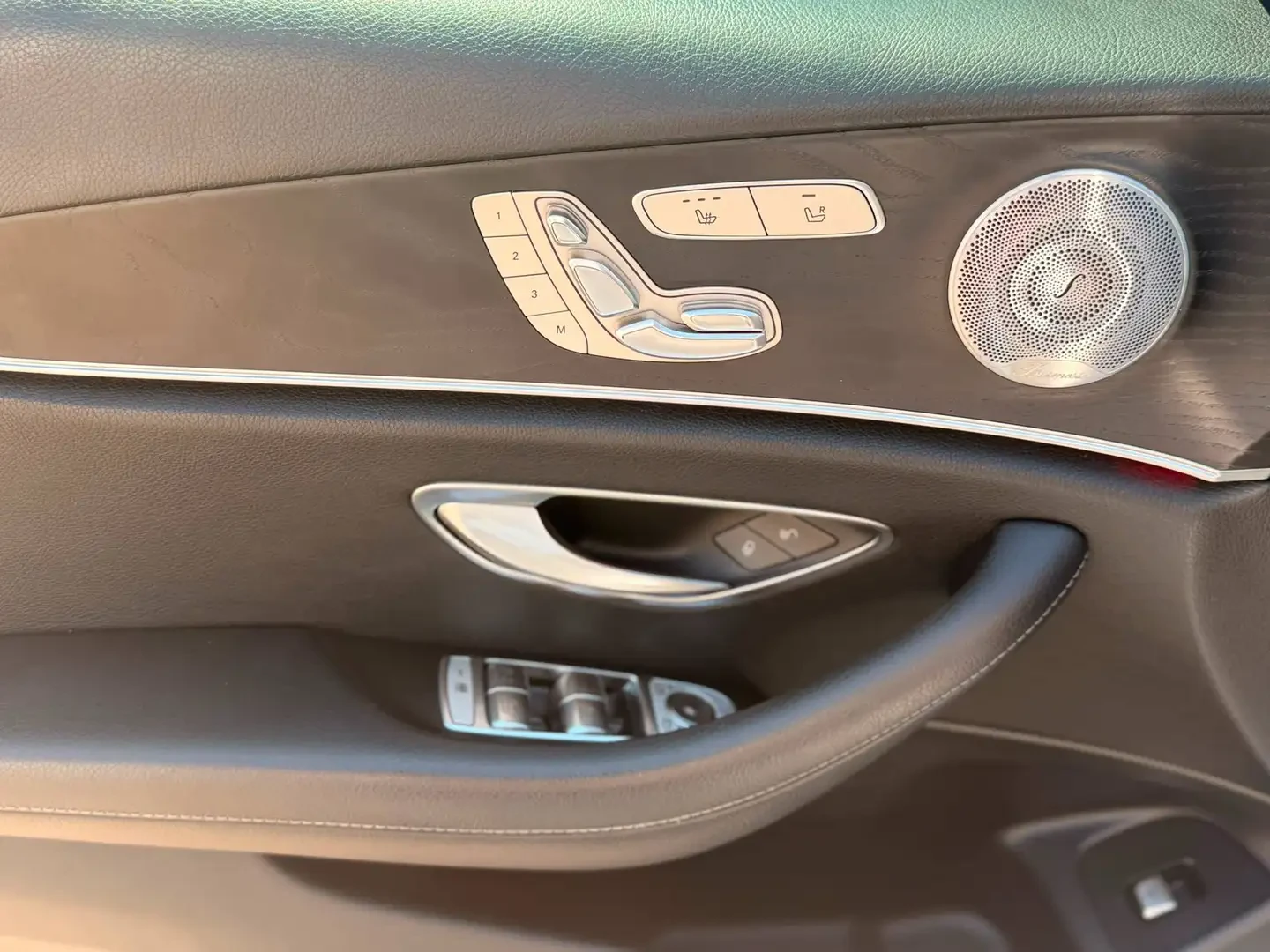Mercedes-Benz E 300 AMG LINE/������ ��� ������������ ������/BURMESTER/ | Mobile.bg � ����������� 8