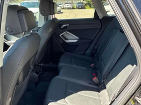 Audi Q3 * Komfort * CARFAX * ПАНО * KEYLESS * ПОДГРЕВИ, снимка 12