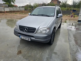  Mercedes-Benz ML 320