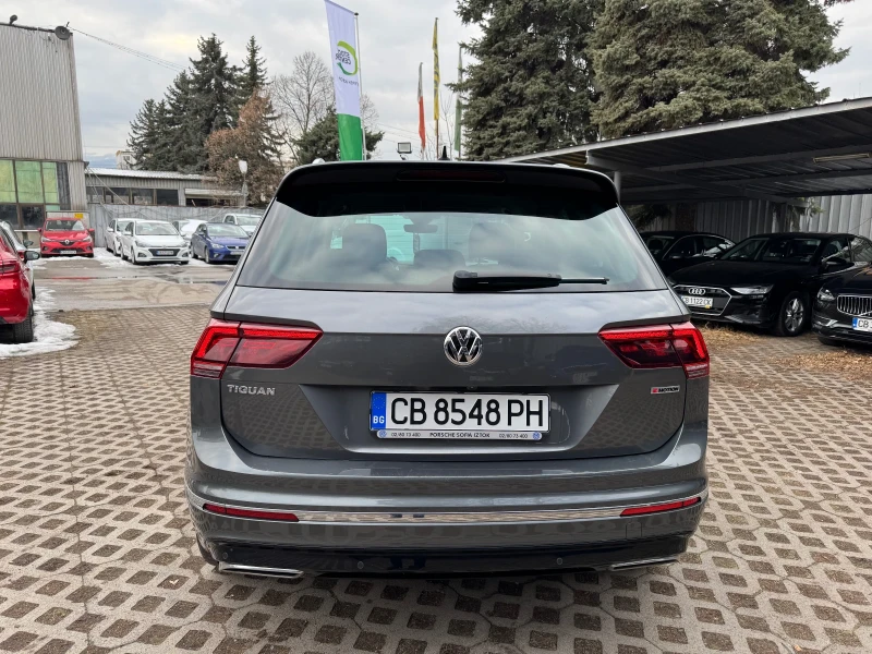 VW Tiguan 2.0TDI R-Line 4motion, снимка 5 - Автомобили и джипове - 49274070