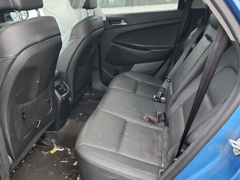 Hyundai Tucson * SE * CARFAX * ЦЕНА ДО БЪЛГАРИЯ, снимка 12 - Автомобили и джипове - 53089696