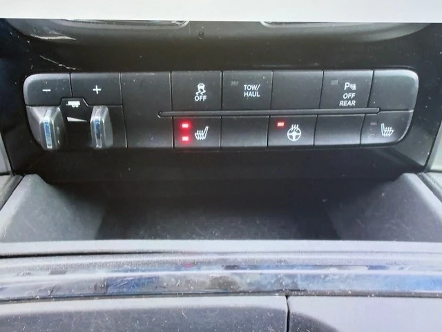 Dodge RAM 1500 * Sport * CARFAX * БЕЗ ПЪРВОНАЧАЛНА ВНОСКА, снимка 8 - Автомобили и джипове - 52934511