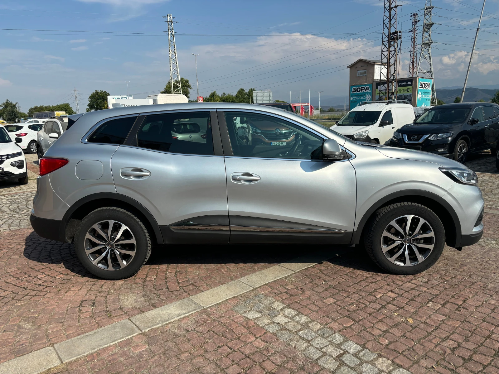 Renault Kadjar 1.3 TCe 140к.с. EDC/BUSINESS EDITION - изображение 3