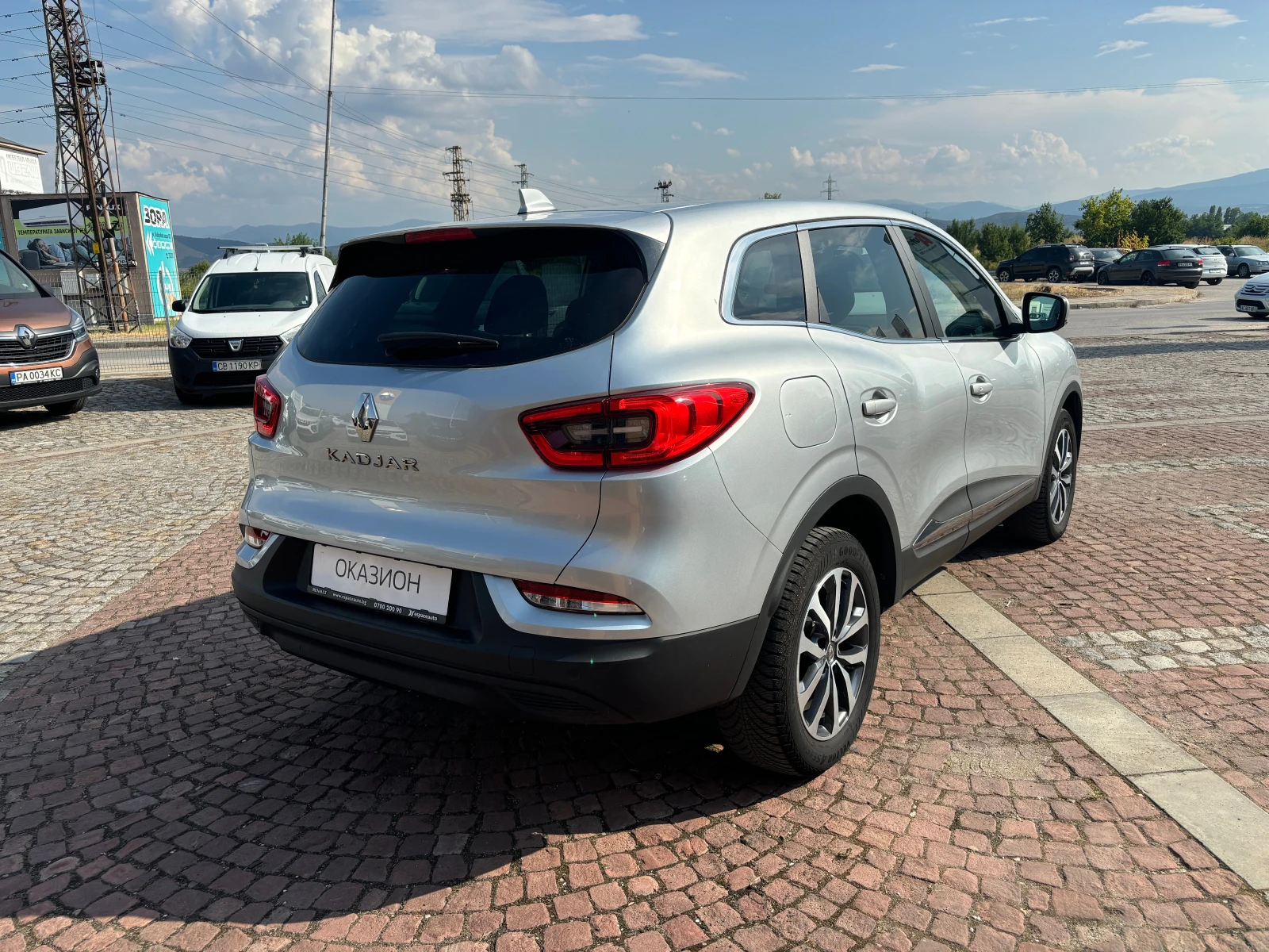 Renault Kadjar 1.3 TCe 140к.с. EDC/BUSINESS EDITION - изображение 2