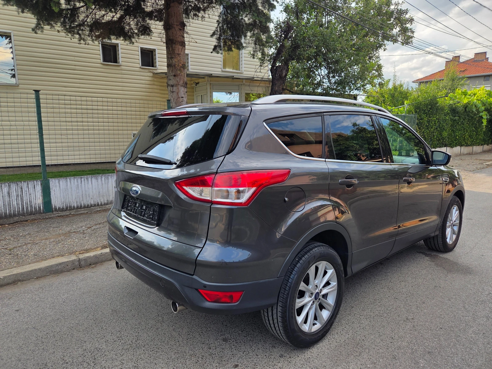 Ford Kuga 72хил.км. 2.0TDCi 4х4 150к.с. - изображение 2