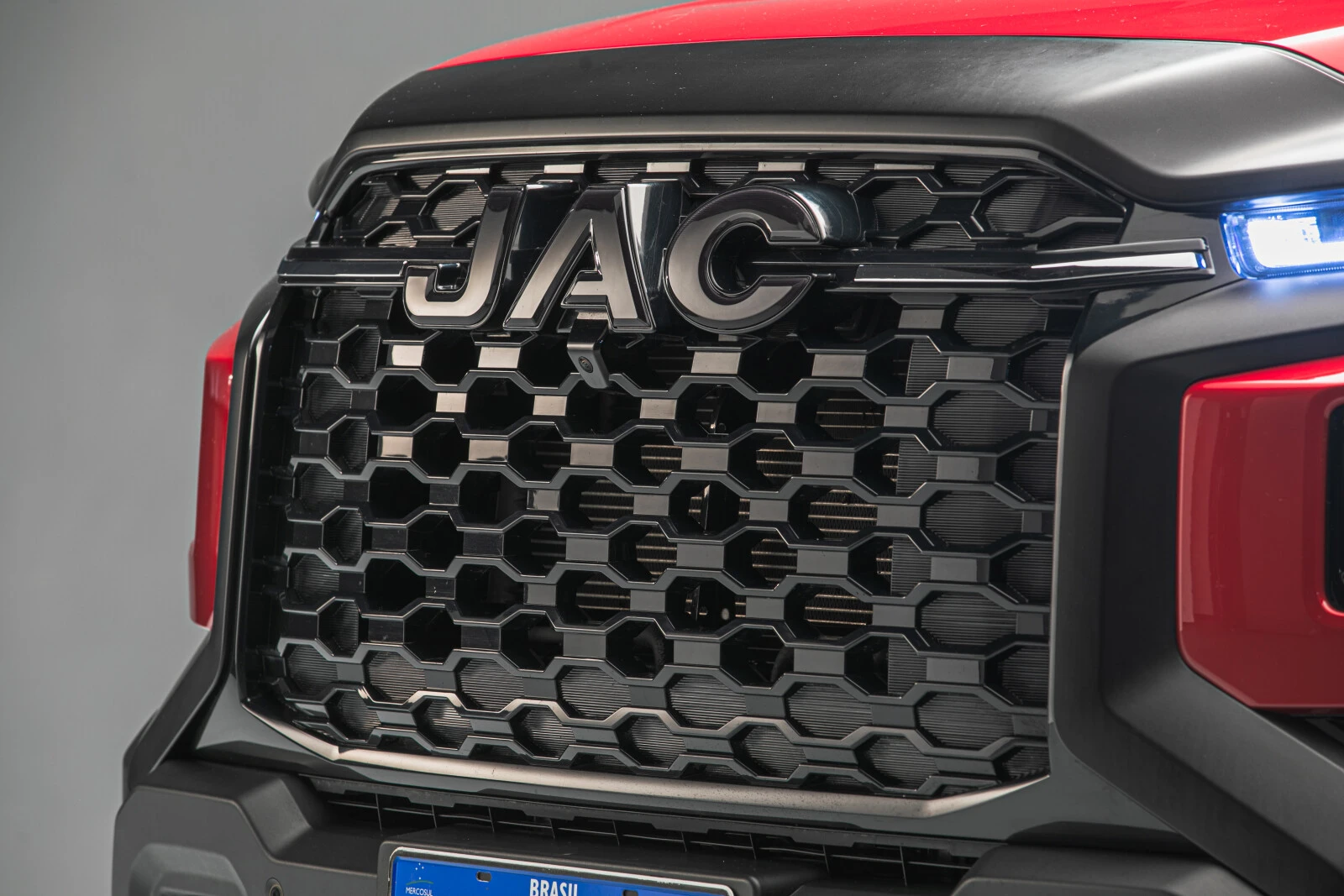 JAC T9, снимка 3 - Автомобили и джипове - 51997332