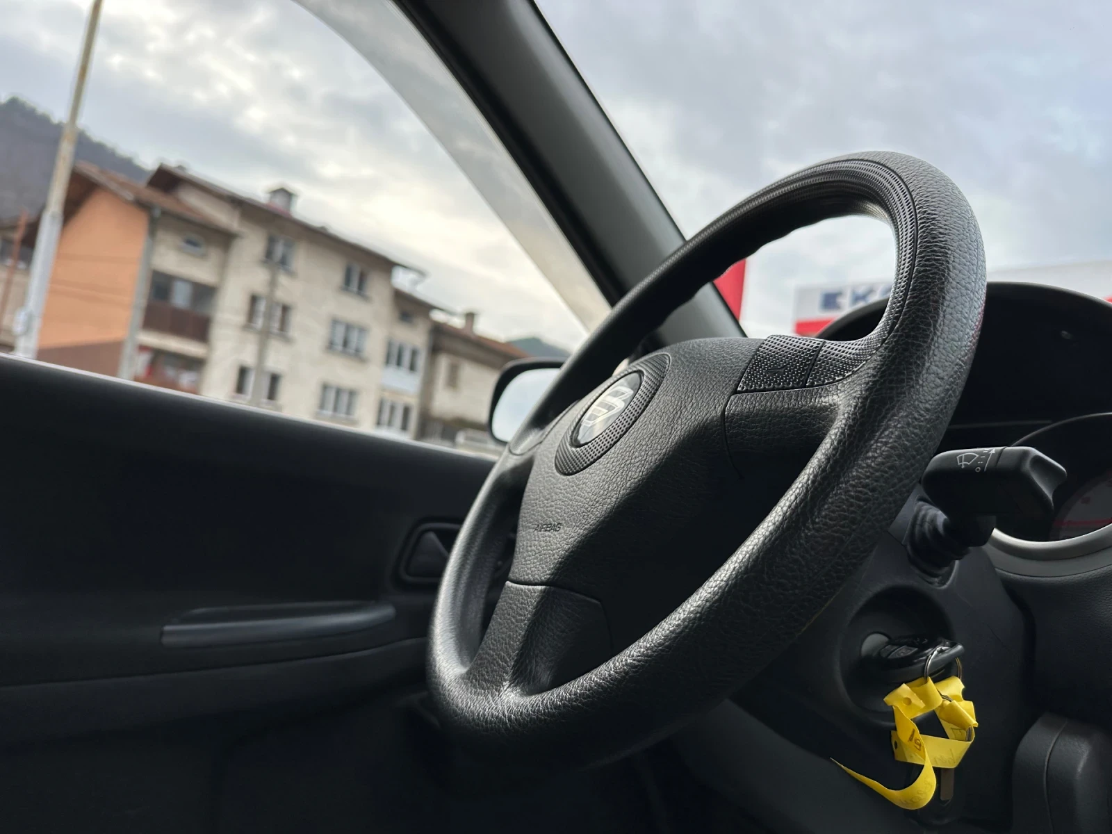 Suzuki Ignis 1.3 44 120000  | Mobile.bg   13