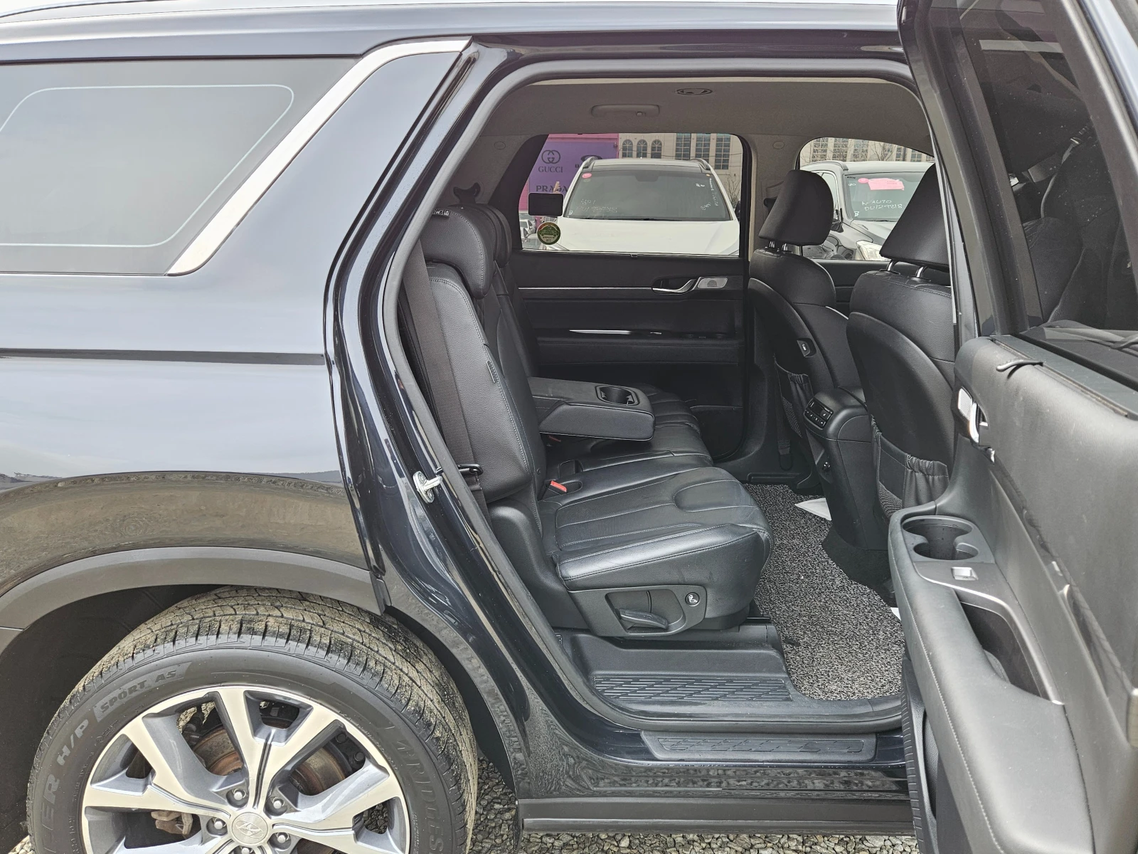 Hyundai Palisade Гаранция до 2г., Автосервиз, Резервни части сигурн, снимка 8 - Автомобили и джипове - 53921757