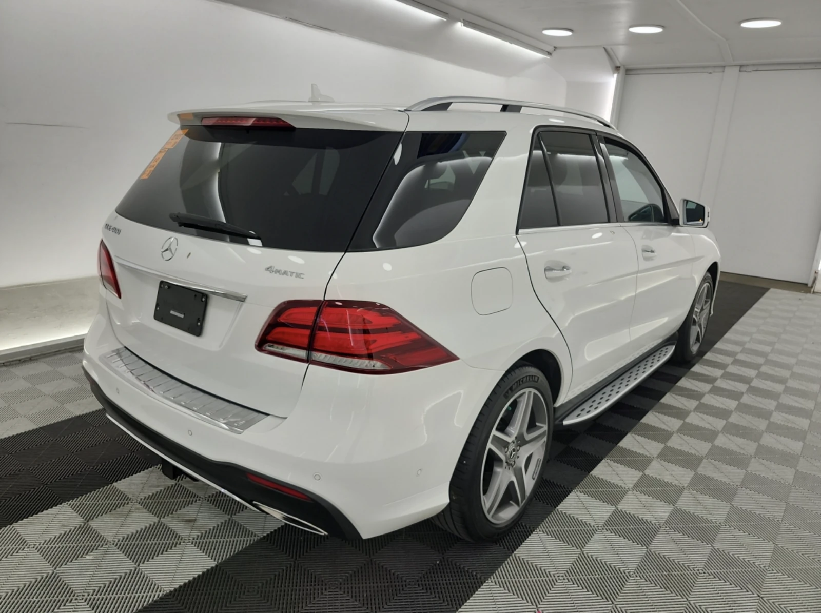 Mercedes-Benz GLE 400 2018 Mercedes-Benz GLE 400, снимка 3 - Автомобили и джипове - 54592743