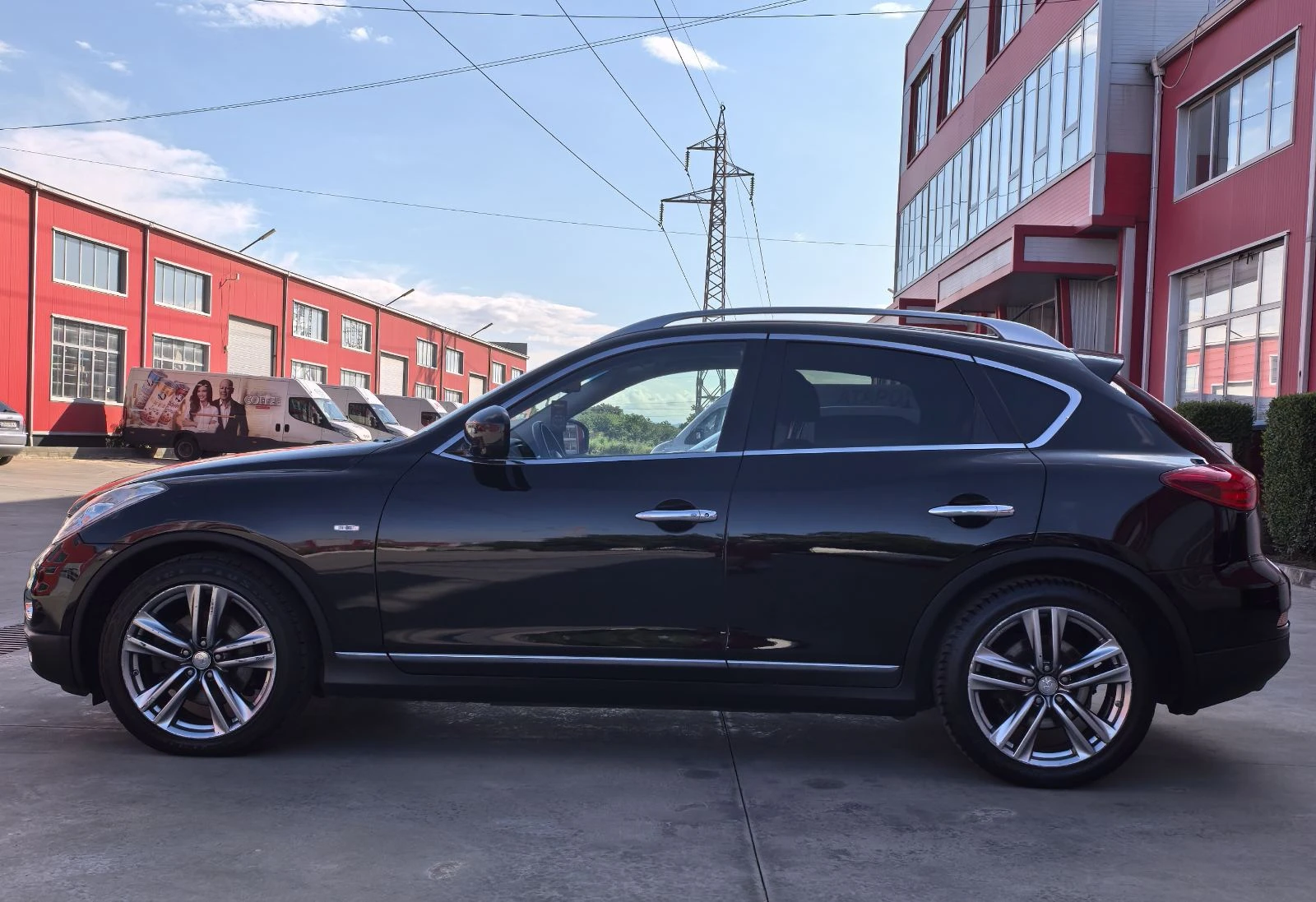 Infiniti QX50 GT Premium, снимка 8 - Автомобили и джипове - 54658984