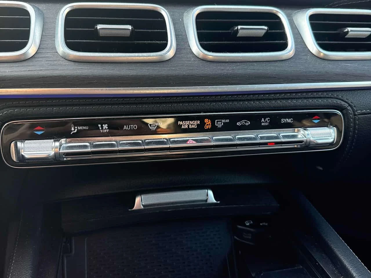 Mercedes-Benz GLE 450 * 450 * АВТОКРЕДИТ БЕЗ ПЪРВОНАЧАЛНА ВНОСКА* , снимка 14 - Автомобили и джипове - 55621646