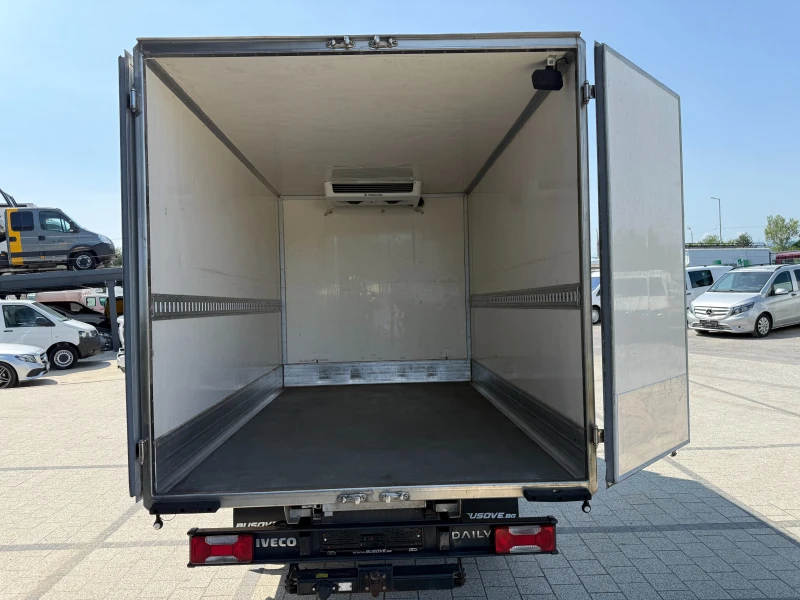 Iveco Daily 35C17 3.0HPI до 3.5т. 3.55м. Хладилен + Клима , снимка 17 - Бусове и автобуси - 50520774