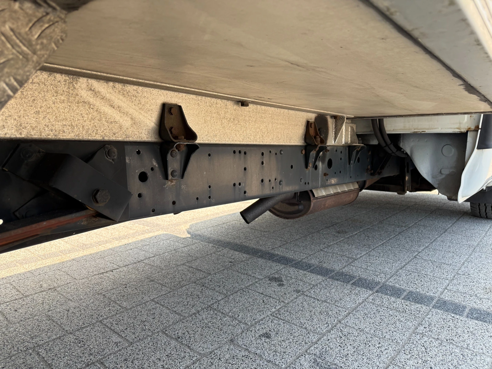 Iveco Daily 35C17 3.0HPI до 3.5т. 3.55м. Хладилен + Клима  - изображение 9