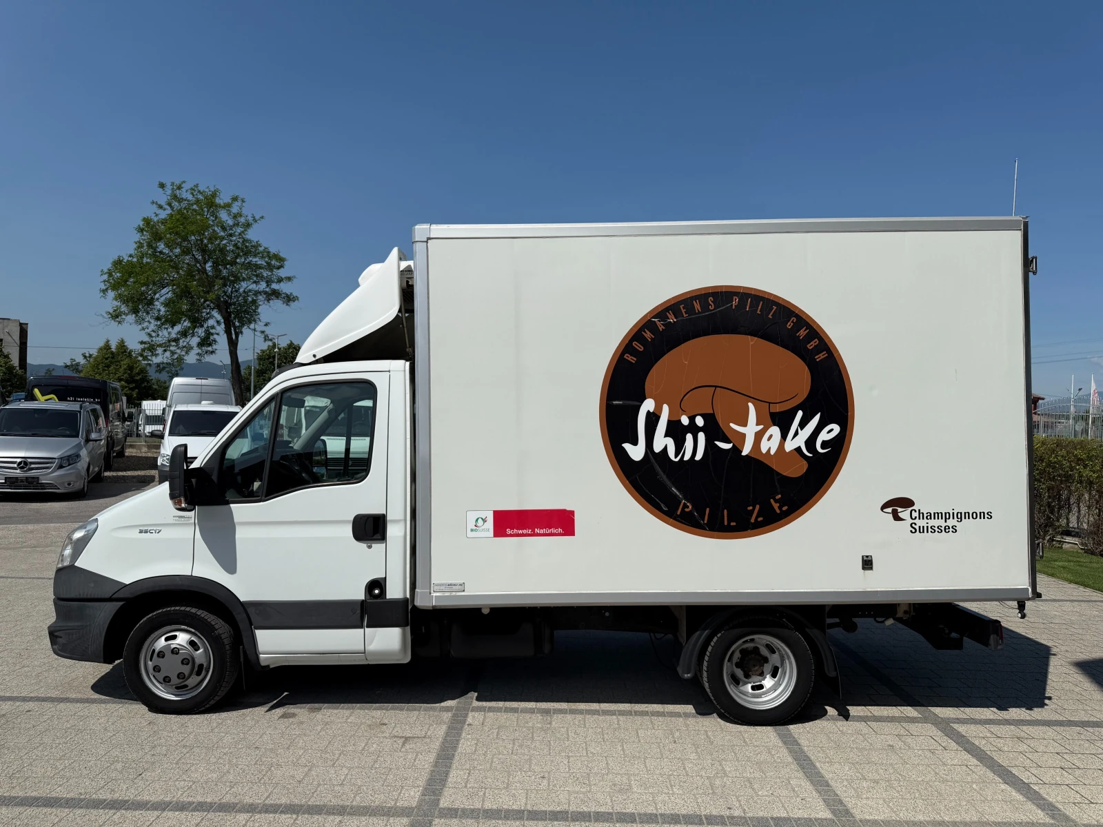 Iveco Daily 35C17 3.0HPI до 3.5т. 3.55м. Хладилен + Клима  - изображение 4