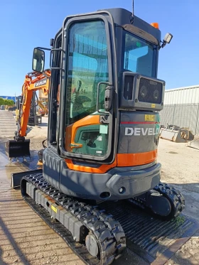 Багер Develon DX27Z-7-УНИКАТ-190ЧАСА.КЛИМАТИК-ЧУК-, снимка 2