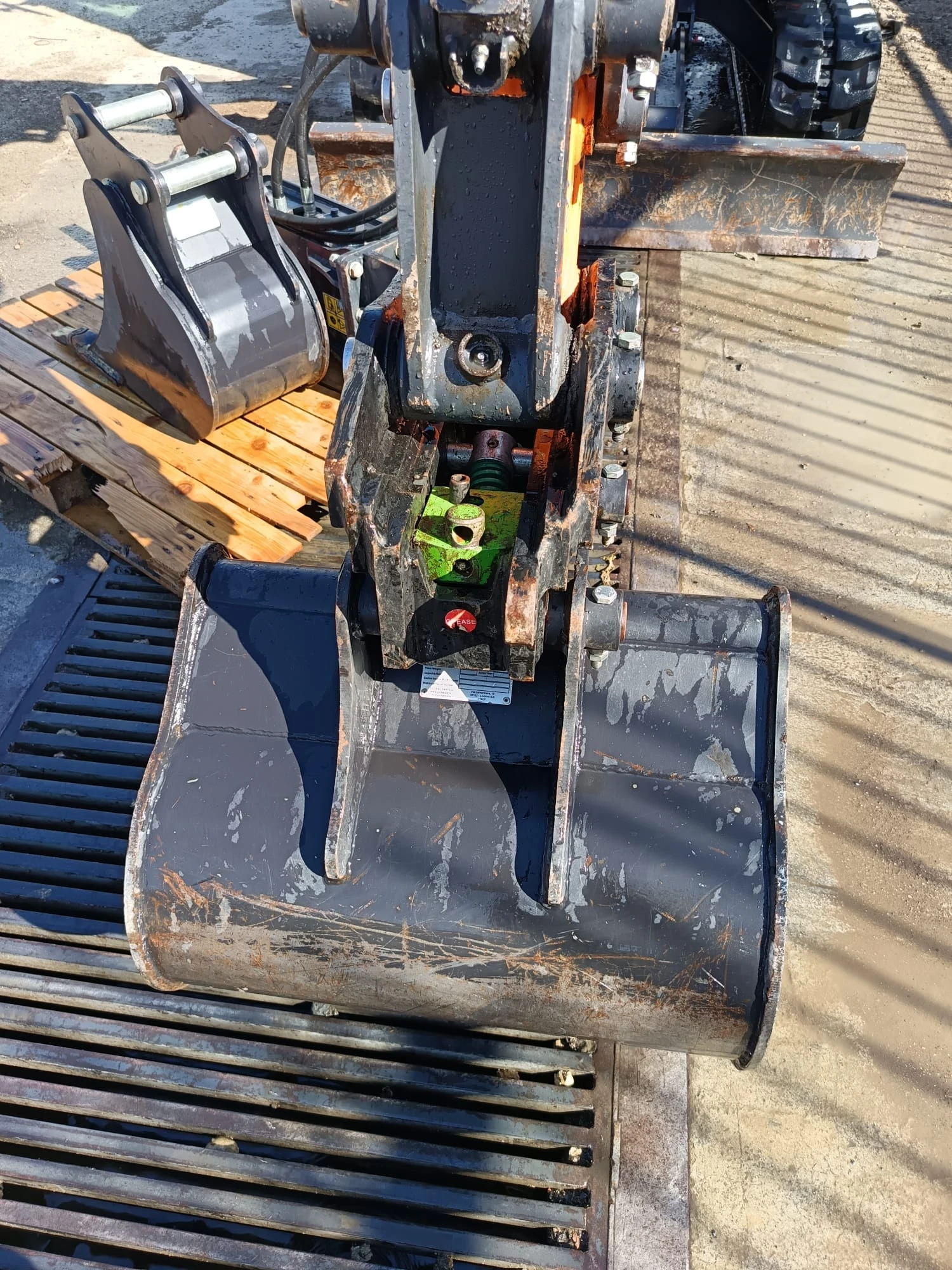 ����� Develon DX27Z-7-������-190����.��������-���- | Mobile.bg � ����������� 3