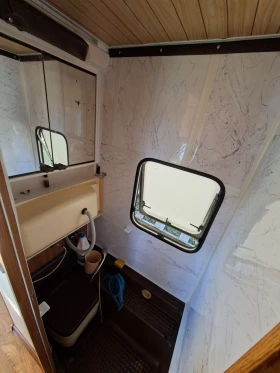 Каравана Burstner City, снимка 13 - Каравани и кемпери - 53661211