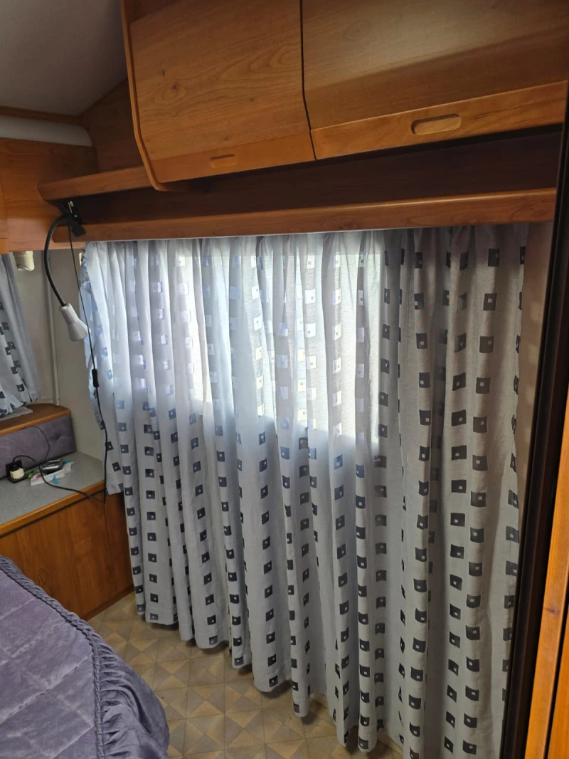 Каравана Knaus Eurostar 570, снимка 11 - Каравани и кемпери - 48360972