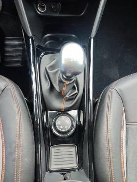 Peugeot 2008 Crossway 1.6 BlueHDI, LED, NAVI, TOP Състояние , снимка 12