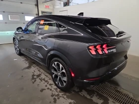 Ford Mustang Mach-E Premium* , снимка 6
