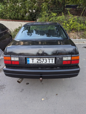 VW Passat 1.8, снимка 4 - Автомобили и джипове - 45149381