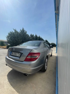 Mercedes-Benz C 320, снимка 3