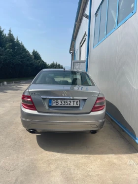 Mercedes-Benz C 320, снимка 8