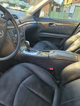 Mercedes-Benz E 280 W211 , снимка 9