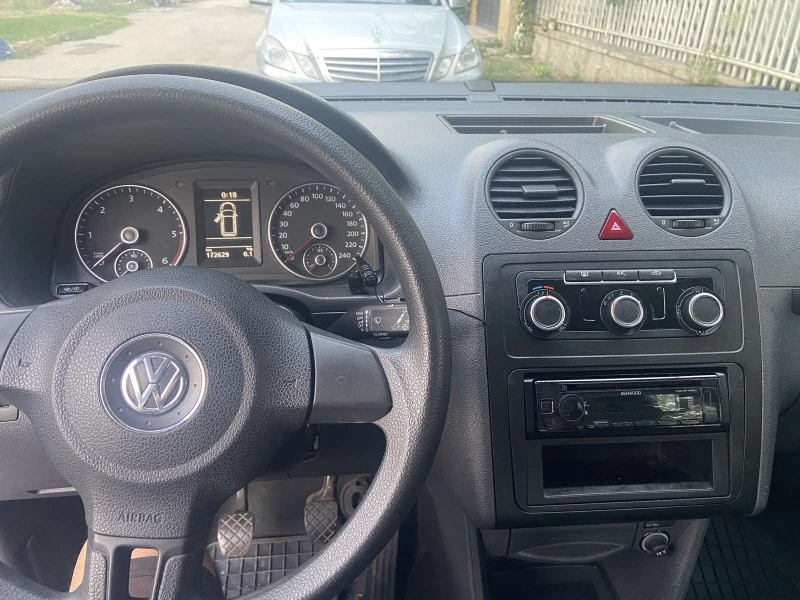 VW Caddy MAXI, снимка 11 - Автомобили и джипове - 49478083