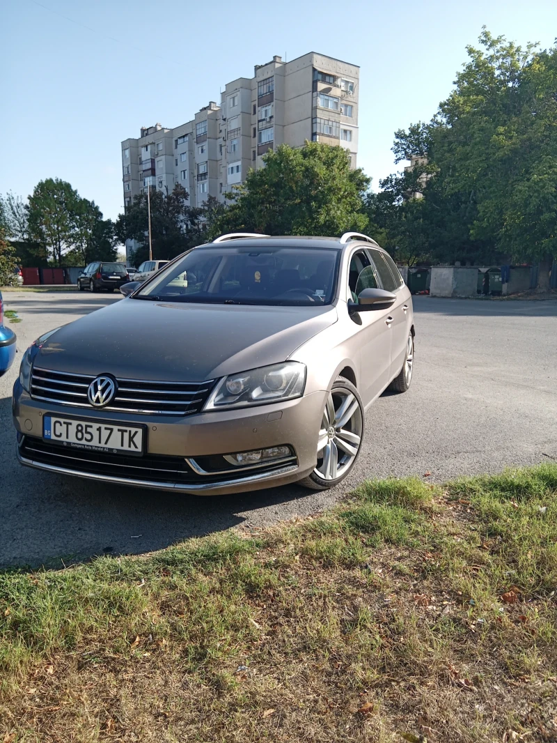 VW Passat Highline 2000куб.140к.с.Автомат, снимка 1 - Автомобили и джипове - 47544452