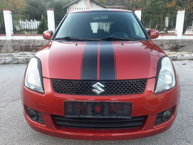 Suzuki Swift 1.3i 4x4 KLIMA NAVI PODGREV, снимка 2 - Автомобили и джипове - 47672112