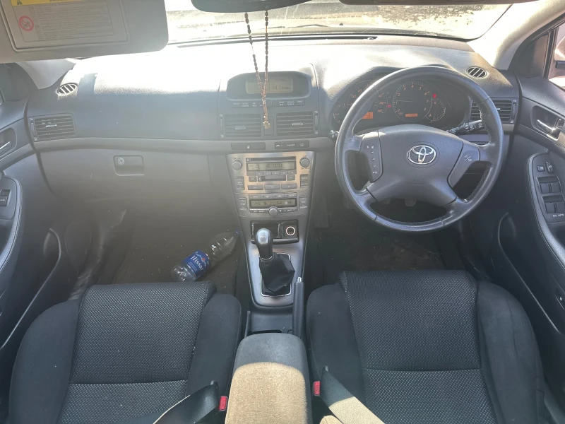 Toyota Avensis На Части Avensis 2.0 Vvt-i 147к.с Ръчка , снимка 9 - Автомобили и джипове - 48749002