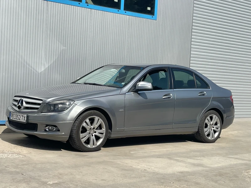 Mercedes-Benz C 320, снимка 7 - Автомобили и джипове - 48852509