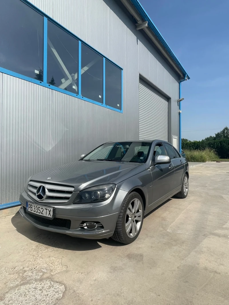 Mercedes-Benz C 320, снимка 6 - Автомобили и джипове - 48852509