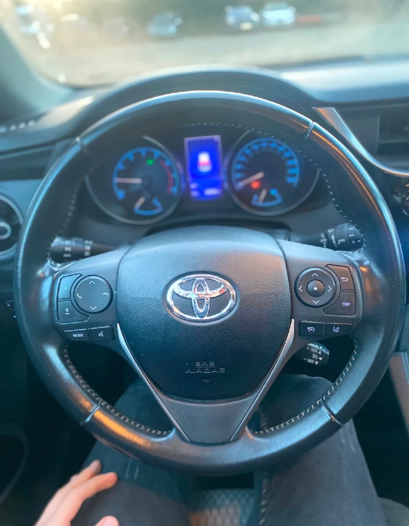 Toyota Auris 1.2I Turbo 16V Фейс Edition, снимка 4 - Автомобили и джипове - 49106068