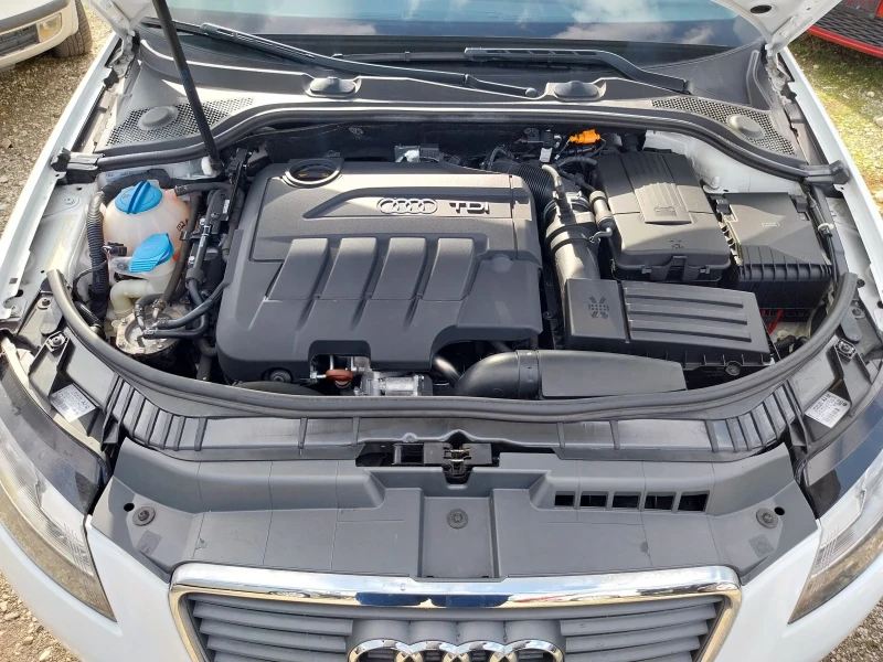 Audi A3 2.0 TDI, S-Line, снимка 17 - Автомобили и джипове - 52493302