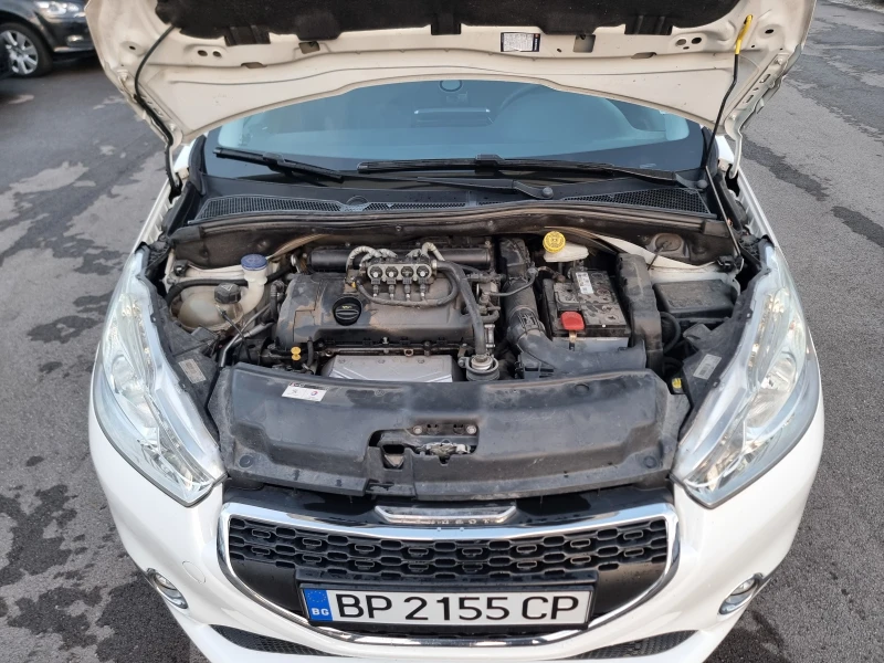 Peugeot 208 1.4I GAS, снимка 17 - Автомобили и джипове - 52627850