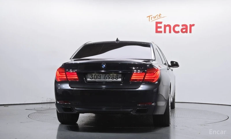 BMW 750, снимка 4 - Автомобили и джипове - 52805674