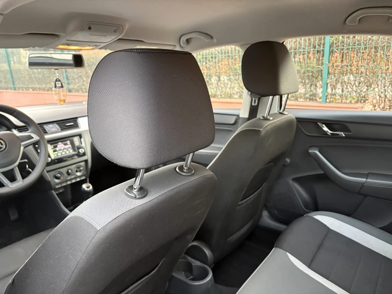 Skoda Rapid Ambition 1.6 TDI-CR 81 kW, снимка 7 - Автомобили и джипове - 53270740