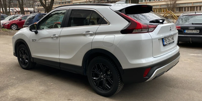 Mitsubishi Eclipse Cross PHEV   Instyle (4x4), снимка 4 - Автомобили и джипове - 53563010
